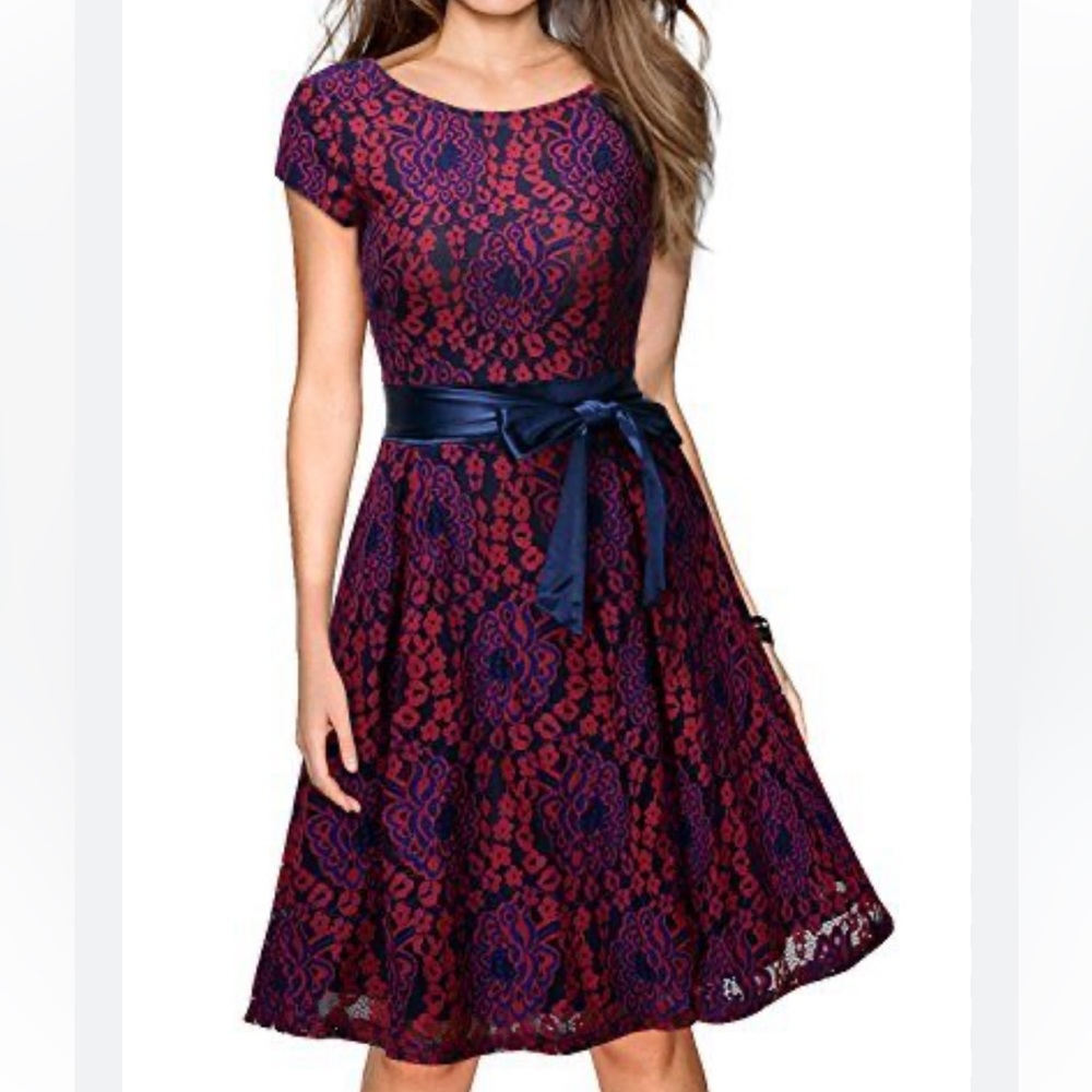 NWOT Aranee Floral Lace Cocktail Dress
